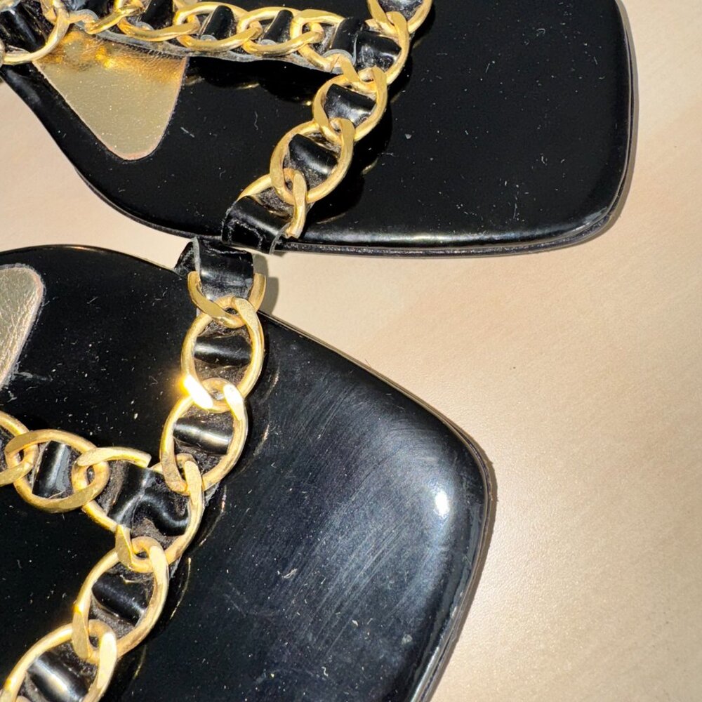 St. John Black Patent Leather Heel Sandals Size 8.5 M Catena Strappy Gold Chain - Picture 2 of 16